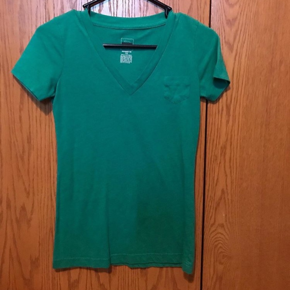 V- neck